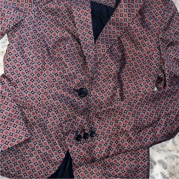 The Limited Fitted Women's Blazer XS Red and Navy Blue Geometric Print - Picture 5 of 8